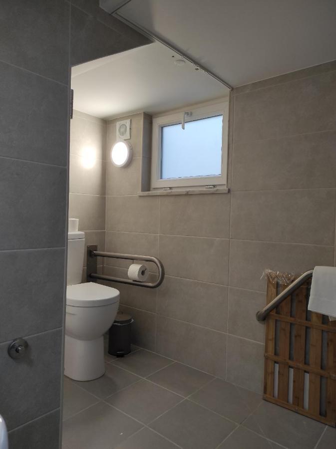 Hall 92 Quartos Com Wc Em Moradia Com Piscina A-Das-Lebres Лориш Экстерьер фото