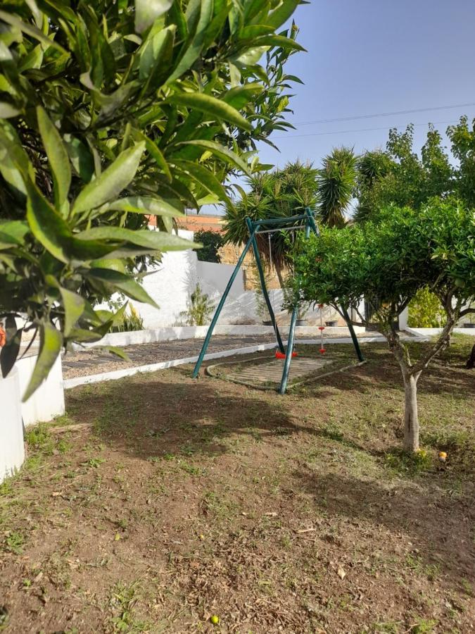 Hall 92 Quartos Com Wc Em Moradia Com Piscina A-Das-Lebres Лориш Экстерьер фото